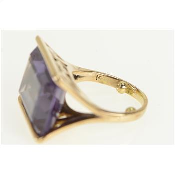 14K 1940's Emerald Cut Amethyst Squared Filigree Yellow Gold Ring, Size 4