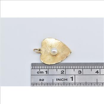 14K 1960's Pearl Curved Heart Love Valentine Yellow Gold Charm/Pendant