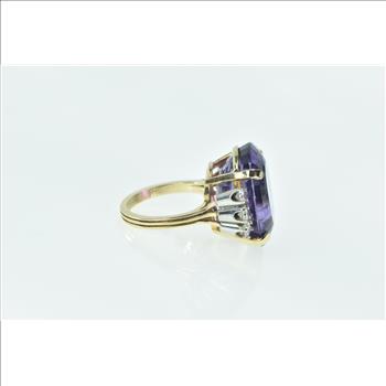 14K 22 Ctw Oval Amethyst Diamond Cocktail Yellow Gold Ring, Size 7.5