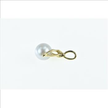 14K 7.7mm Pearl Leaf Accent Nature Motif Yellow Gold Pendant