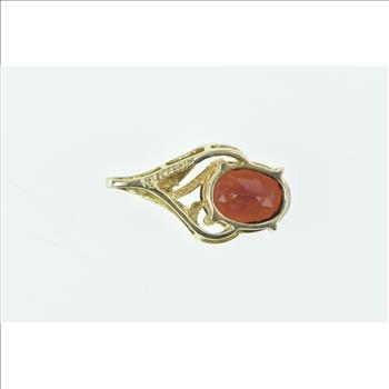 14K Vintage Oval Garnet Wavy Classic Yellow Gold Pendant