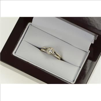 18K 0.52 Ct Round Diamond Classic Engagement White Gold Ring, Size 5