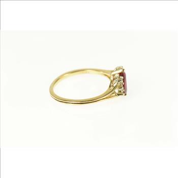 18K 1.10 Ctw Pear Ruby Diamond Engagement Yellow Gold Ring, Size 9