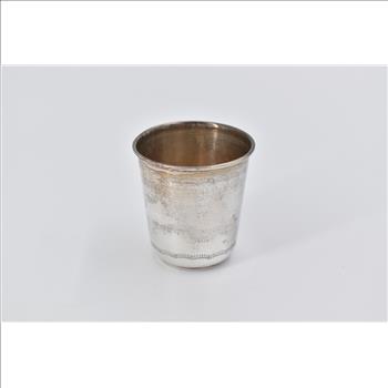 800 Silver Leaf Berry Engraved Vine Baby Cup Monogrammable