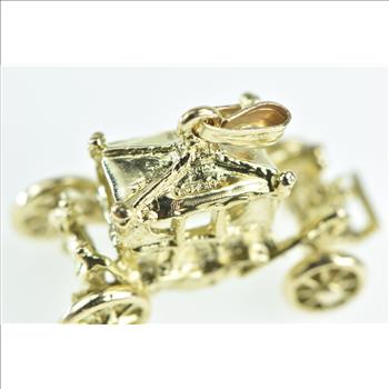 9K 3D Articulated Carriage Vintage Royalty Yellow Gold Charm/Pendant