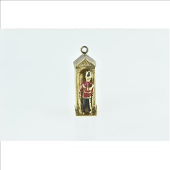 9K 3D Enamel London Kings Guard Tower of London Yellow Gold Charm/Pendant