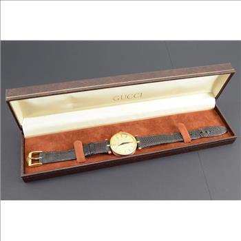 Gold Plated Gucci Black Leather Round 26.3mm Face Vintage Unisex Wrist Watch With Box
