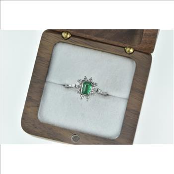 Platinum 0.86 Ctw Emerald Diamond Engagement Ring, Size 8
