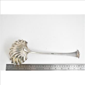 Sterling Silver 1951 Thomas Bradbury & Sons Scallop Shell Ladle