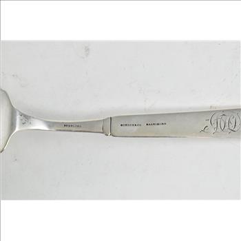 Sterling Silver Gordon & Co Victorian Engraved Floral Fish Server 11.5