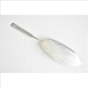 Sterling Silver Gordon & Co Victorian Engraved Floral Fish Server 11.5