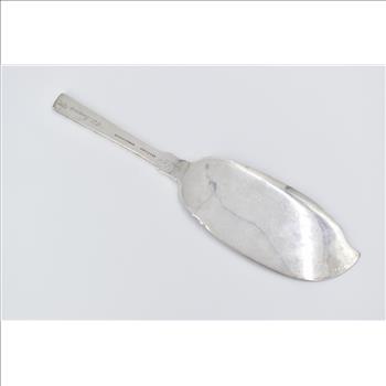 Sterling Silver Justis & Armiger Antique Rose Fish Server