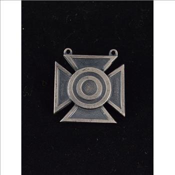 Vintage World War II U.S. Army Basic Qualification Marksmanship Badge