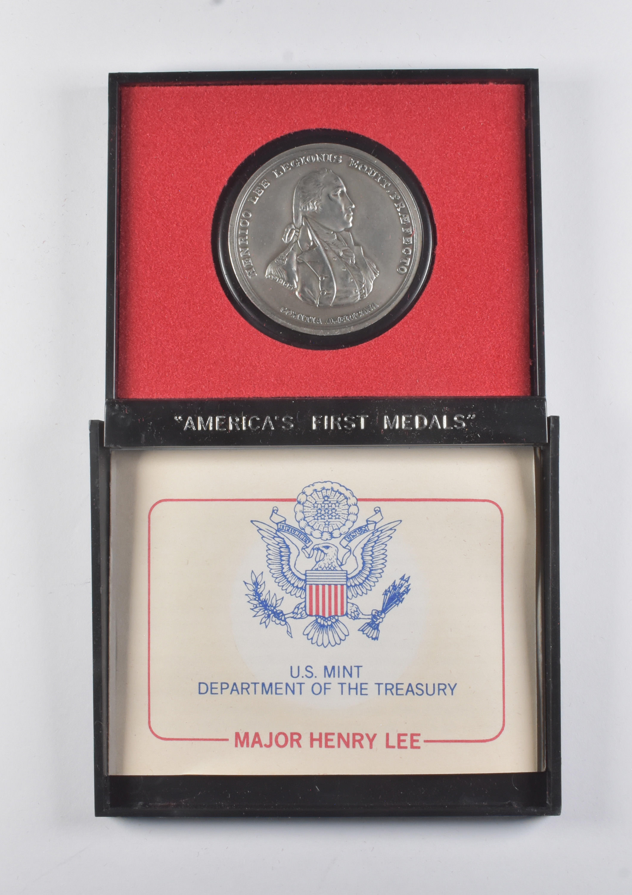 1976 1776 Bicentennial Official US Mint Historic Commemorative Medal