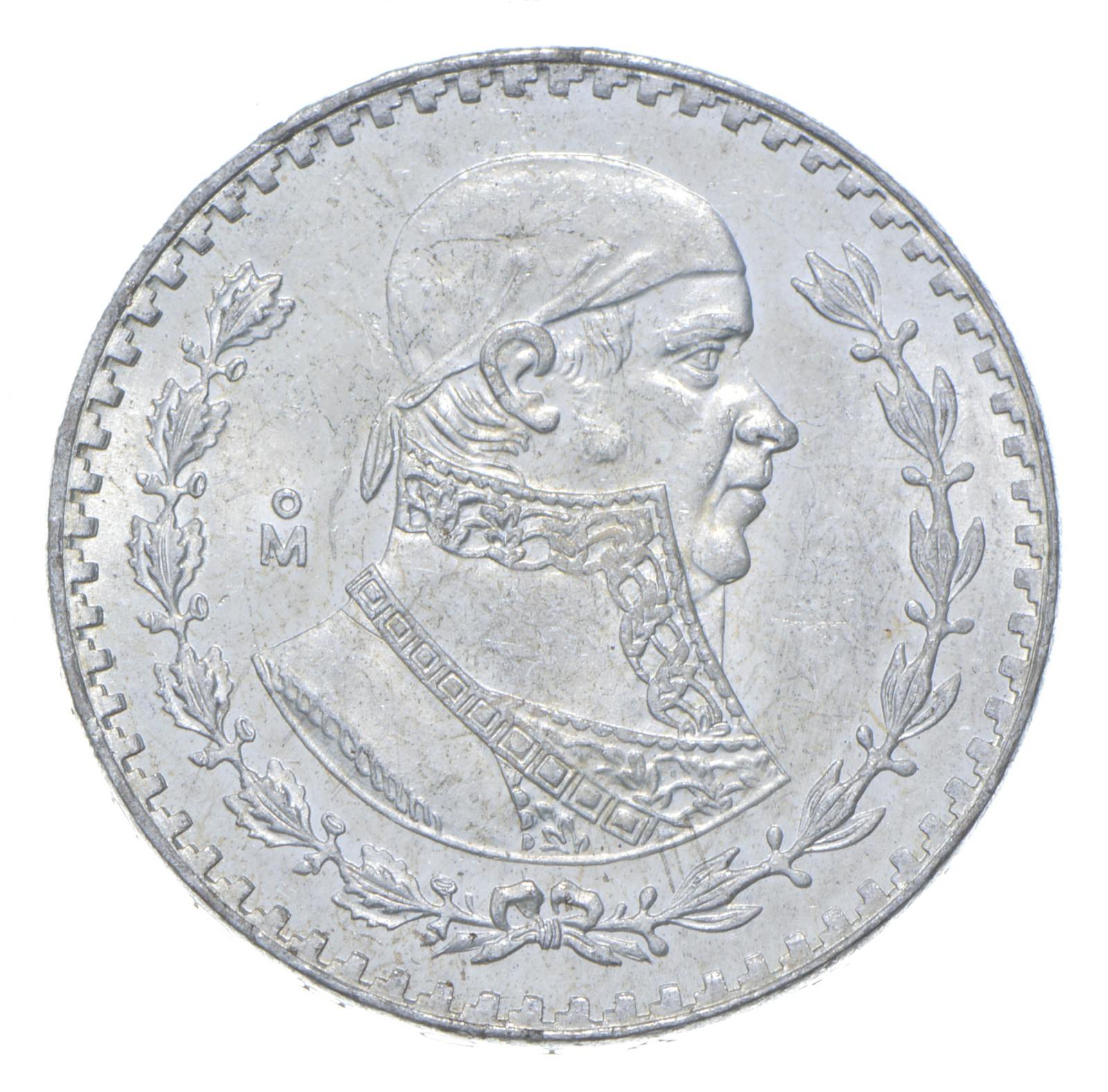 Choice Uncirculated 1959 Mexico Mexican Un Peso Silver Coin LARGE