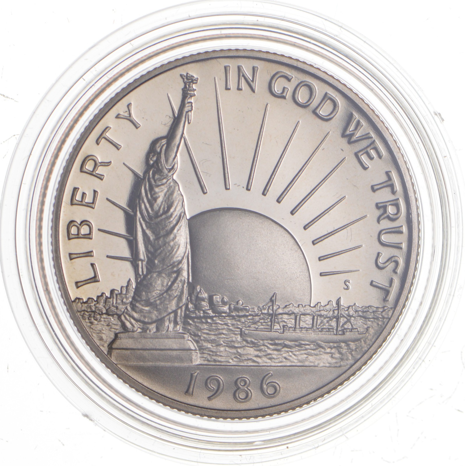 1986 Statue of Liberty Commemorative Half Dollar Proof Coin in Capsules