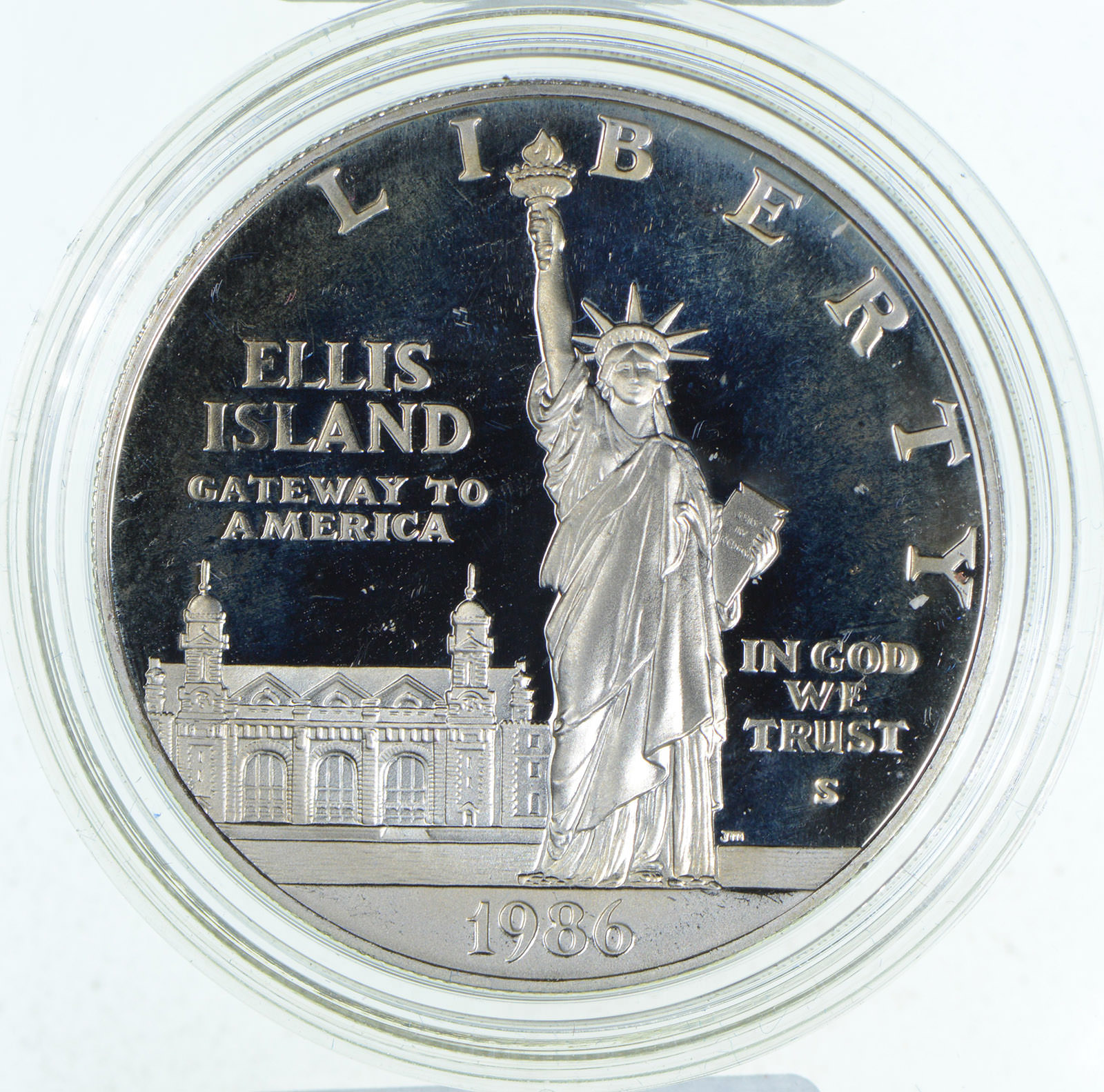 1986 Statue of Liberty Centennial Commemorative Proof 90/% Silver Dollar