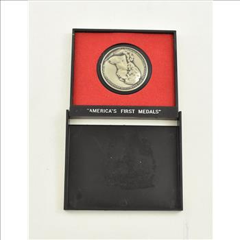 1976 1776 Bicentennial Official US Mint Historic Commemorative Medal