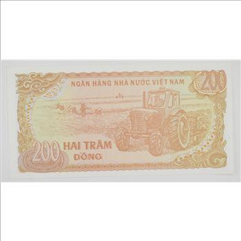 Vietnamese Currency Ngan hang Nha Nuoc Vietnam 200 Hai Tram Dong