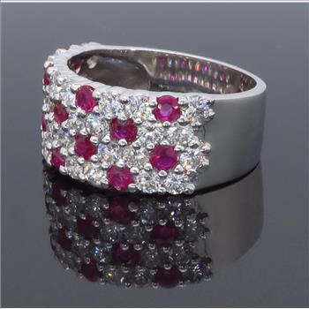 Stunning Diamond & Ruby Ring