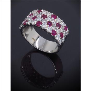 Stunning Diamond & Ruby Ring
