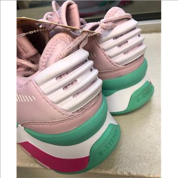 Puma Ladies Running Shoes Sz 7.5 Retail $130.00