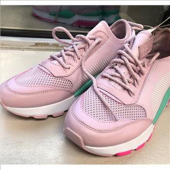 Puma Ladies Running Shoes Sz 7.5 Retail $130.00