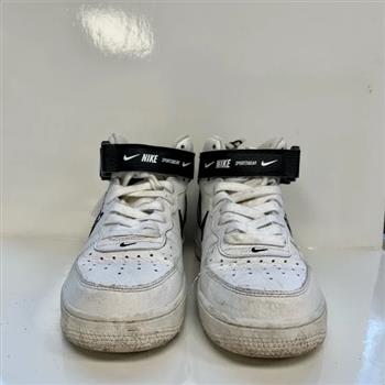 Nike Air Force 1 Mid LV8 'White Black'