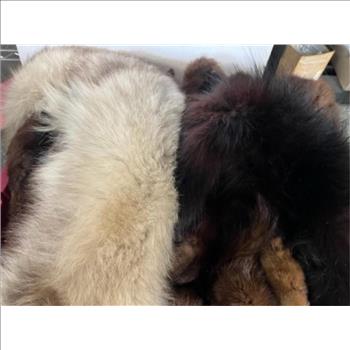 Lot - Vintage Mink And Fox Shawls And Collars