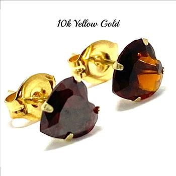 10k Yellow Gold 6mm Heart Cut Garnet Stud Earrings Beautifully Dainty