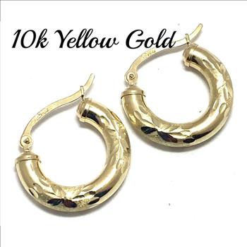 10k  Yellow Gold Diamond Cut Hoop Earrings