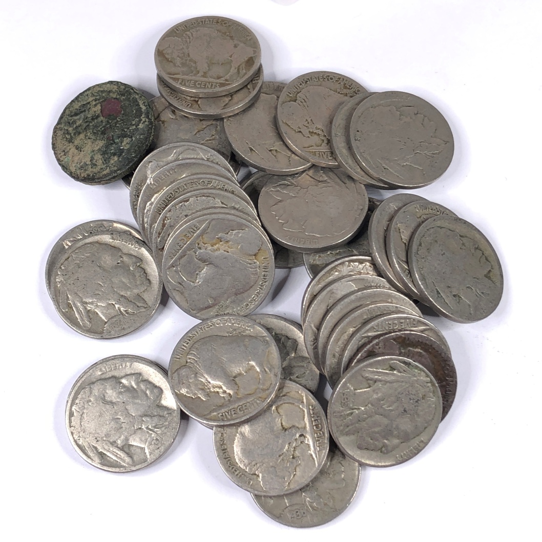 Roll of 40 Buffalo Nickels*Mixed Dates 1913-1938 | Property Room