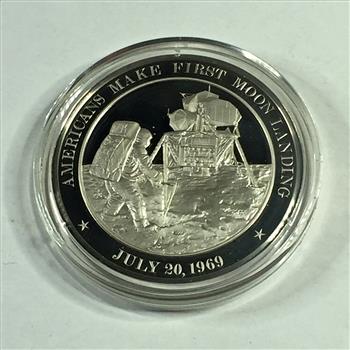 1.2 oz Proof Sterling Silver Historical Commemorative Medallion*Americans Make First Moon Landing*In Capsule