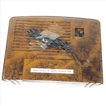 1940's Replica of Classic Radio*AM/FM*Needs Batteries