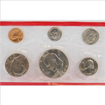 1974 United States Denver Mint Uncirculated Coin Set*Includes Eisenhower Dollar*In Original Mint Cellophane Packet