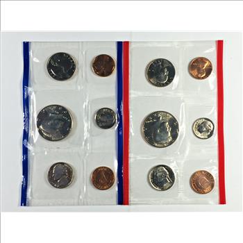 1988 United States Mint Uncirculated Coin Set*Includes Both P and D Mint Marks*In Original Packaging