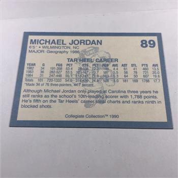 1990 MICHAEL JORDAN Trading Card*North Carolina Guard*Heavy Protective Sleeve