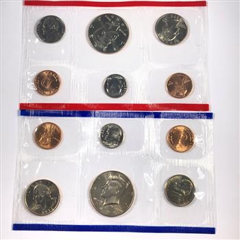 1996-P & D United States Mint Uncirculated Coin Sets*In Original US Mint Cellophane Packets