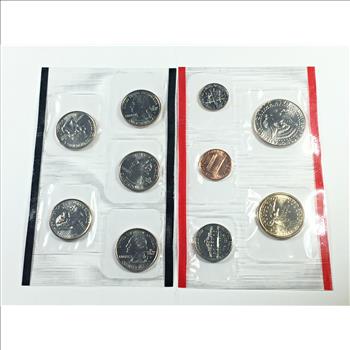 2000 United States Denver Mint Uncirculated Coin Set*Includes Sacagawea Dollar & Commemorative Quarters*Original Packaging