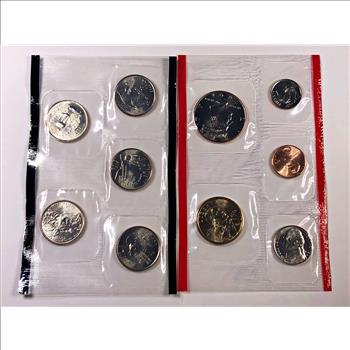 2002 US Mint Uncirculated Coin Set*Denver Mint*Includes Commemorative Quarters*In Original US Mint Packaging