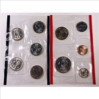 2002 US Mint Uncirculated Coin Set*Denver Mint*Includes Commemorative Quarters*In Original US Mint Packaging