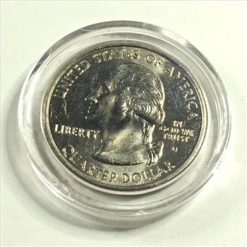 2003-D Colorized Missouri State Commemorative Quarter*Specialized Coloring*In Protective Capsule
