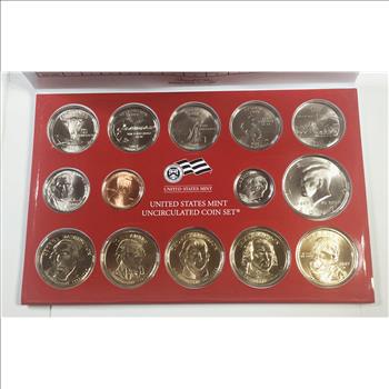 2007 US Mint Uncirculated Coin Set*Denver Mint*Included are Commemorative Quarters, Presidential and Sacagawea Dollars