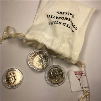 5 Mint State Quarters in Protective Holders with Commemorative Bag