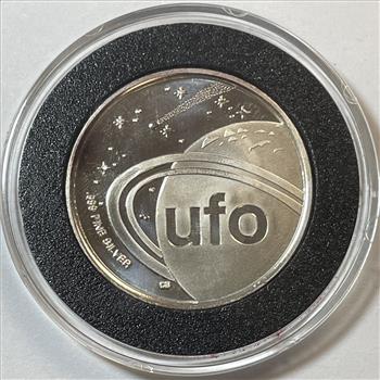 RARE 1/2 oz .999 Fine Silver 1947-1997 Alien - 50th Anniversary of UFO Crash - Roswell, NM Commemorative Coin