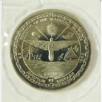 1989 $5 Apollo 11 First Men on the Moon Commemorative Coin