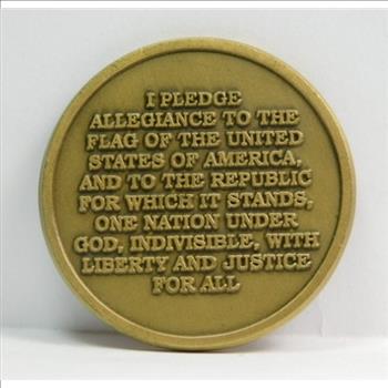 Challenge Coin - The United States of America - Pledge of Allegiance on Reverse - 1.5