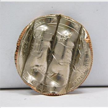 MINT ERROR - 2013-D  Mount Rushmore Commemorative Quarter - Waffle Coin Error