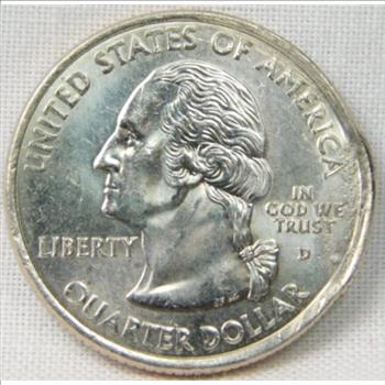 MINT ERROR!! - Double Struck 2001-D Rhode Island Commemorative State Quarter - Error is Quite Apparent