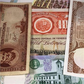 Lot of Six World Bank Notes*Greece, Uruguay, Peru, Columbia, Bolivia and Swaziland